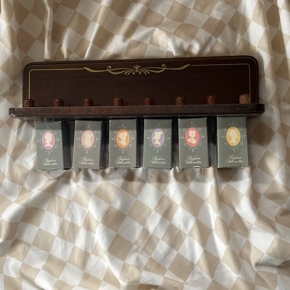 Vintage Avon Fashion Silhouettes w/ Display Rack - Picture 5 of 8